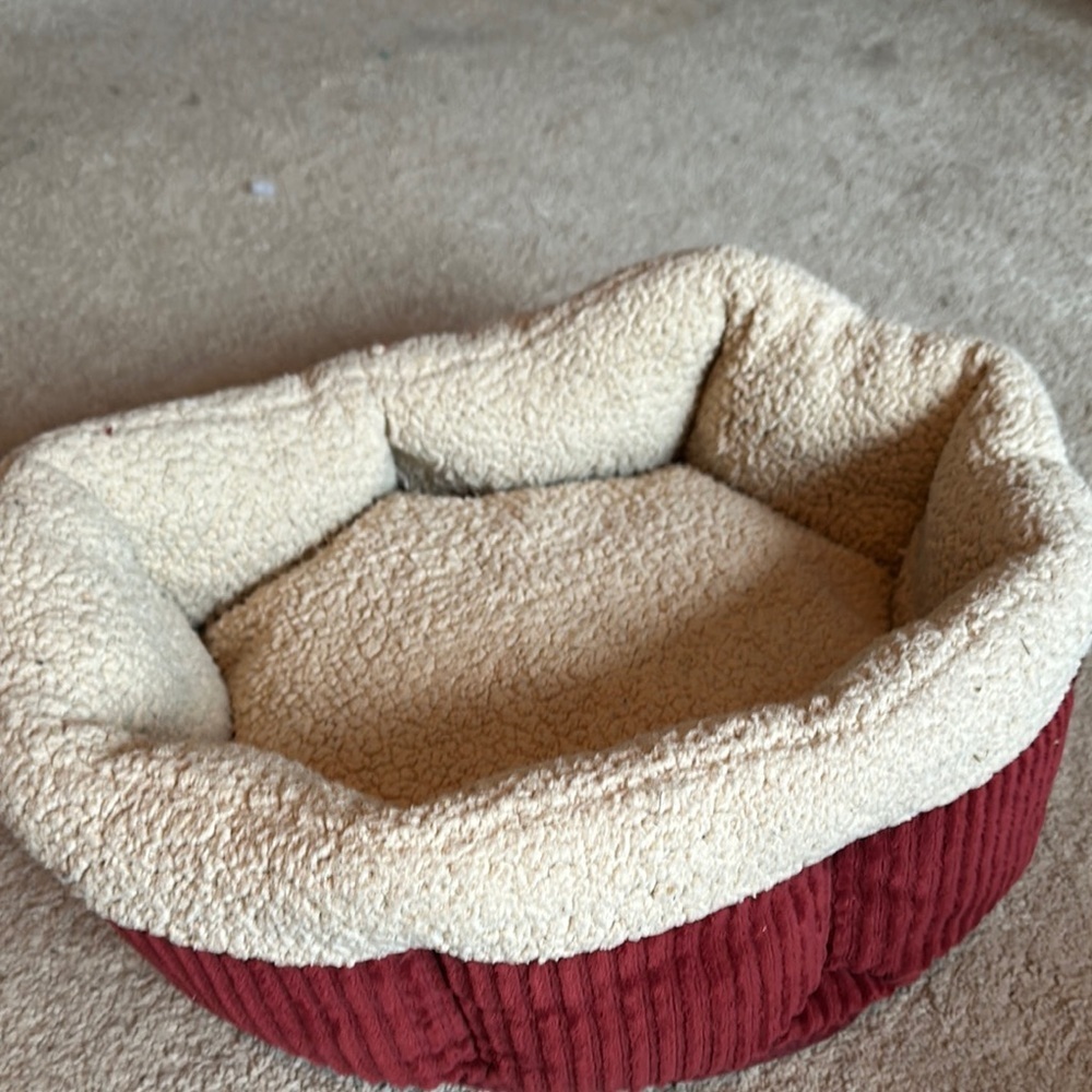 Plush Red and Cream Pet Bed